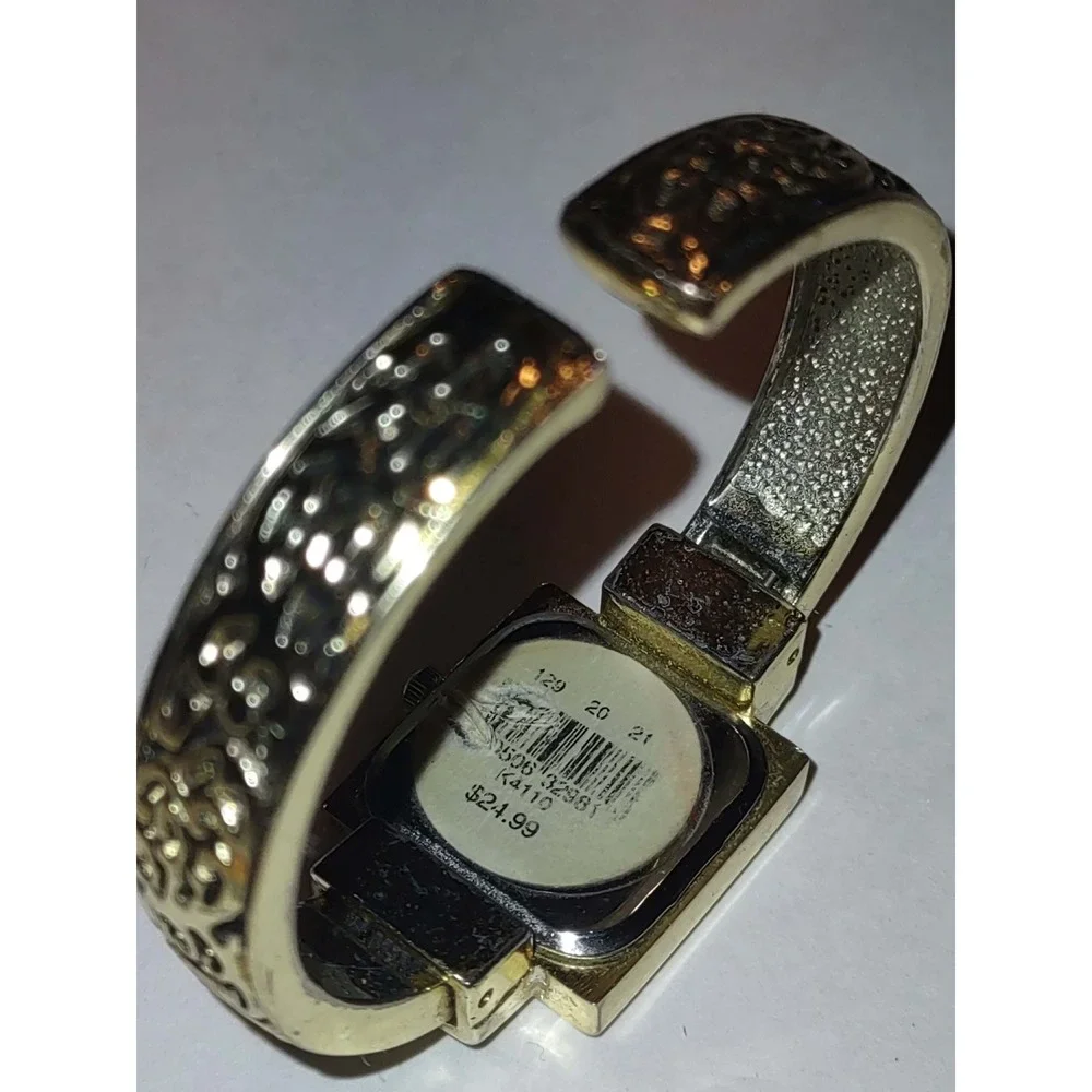 Vivani quartz watch